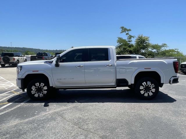 Used 2025 GMC Sierra 2500 Denali w/ Denali Reserve Package AWD/4WD image 7