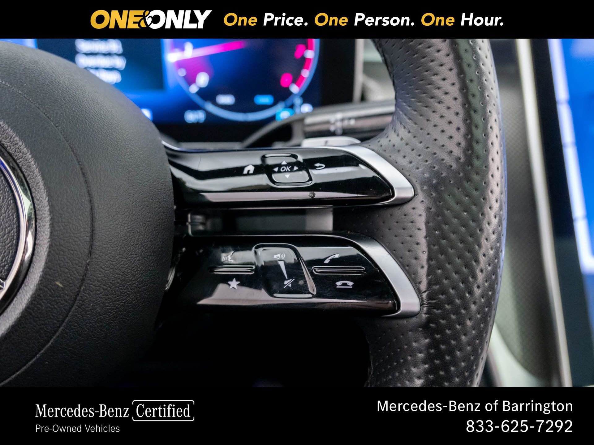 Used 2023 Mercedes-Benz GLC 300 4MATIC w/ AMG Line image 34