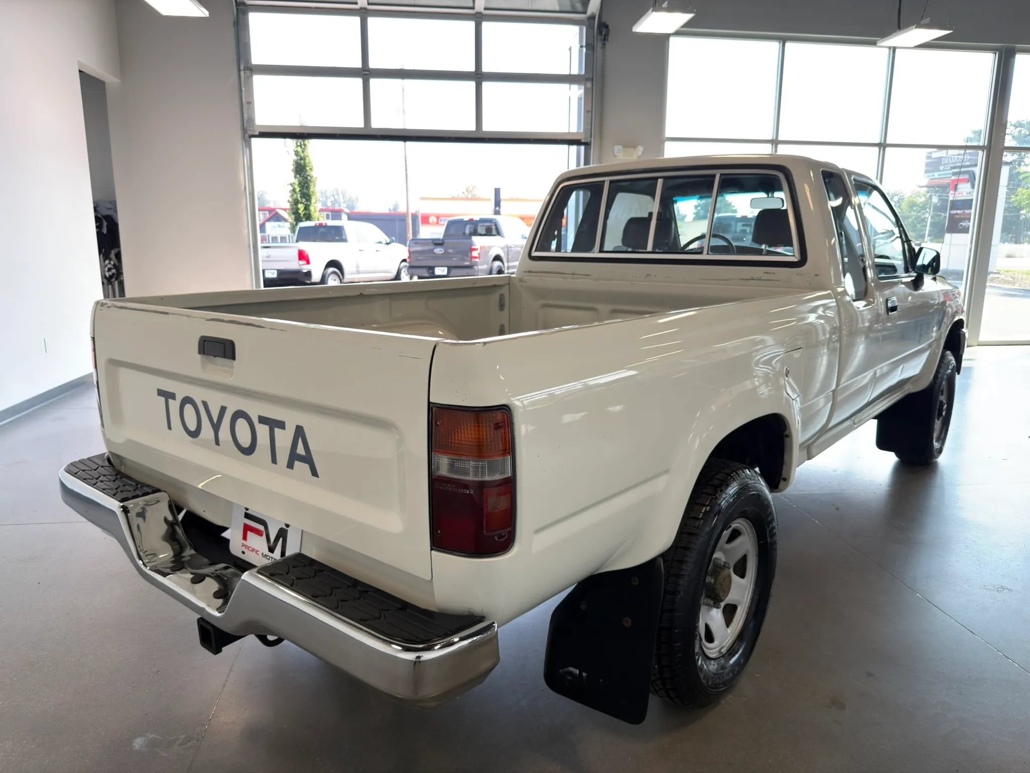 Used 1992 Toyota Pickup Deluxe AWD/4WD image 7