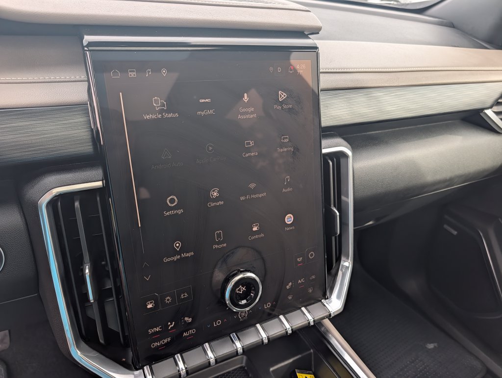 Used 2026 GMC Acadia Elevation w/ Elevation Premium Package FWD image 4