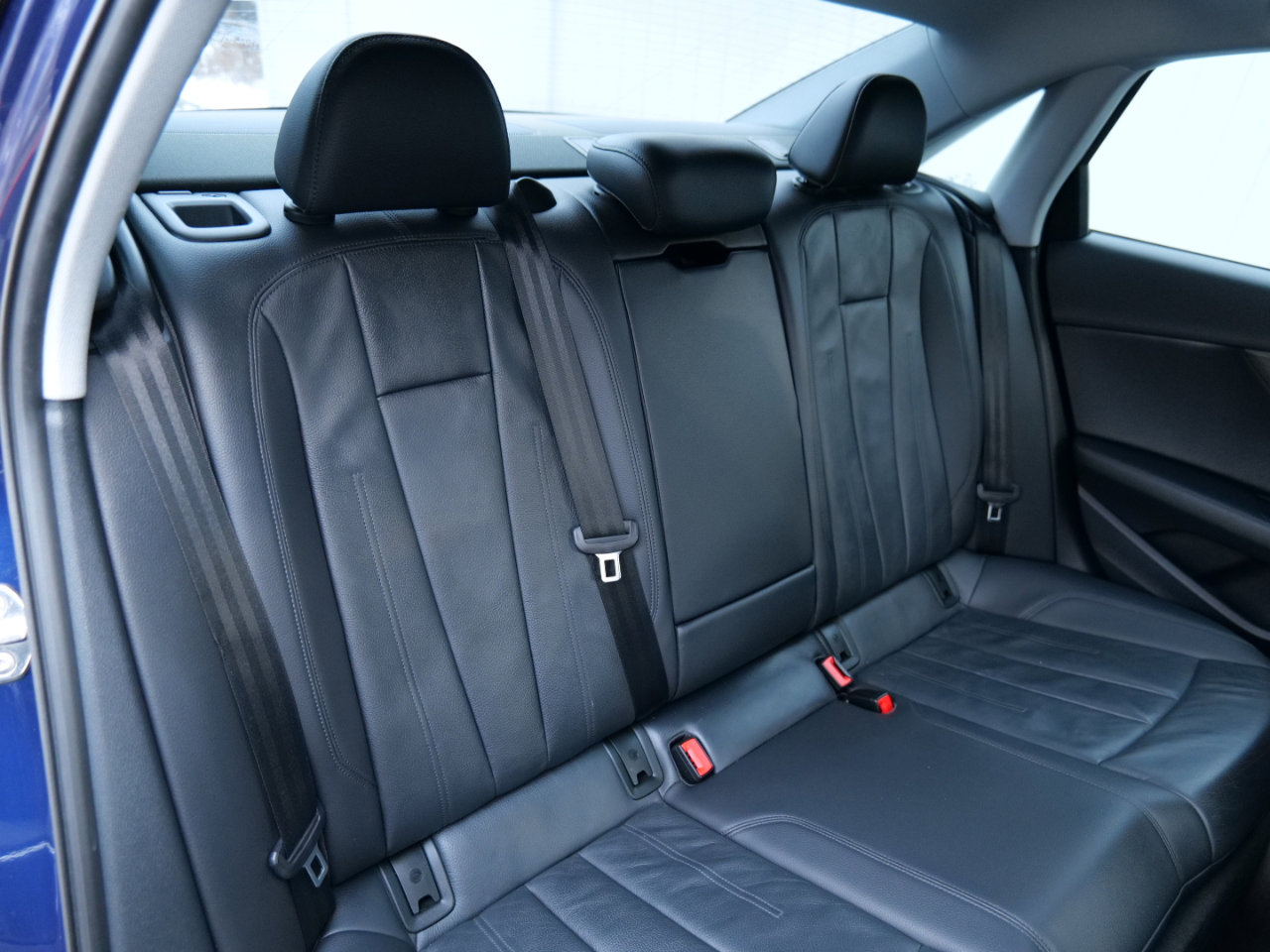 Used 2019 Audi A4 2.0T Premium image 41