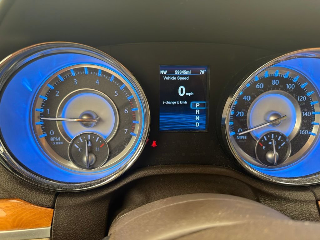 Used 2014 Chrysler 300 C w/ Beats Audio Group AWD/4WD image 10
