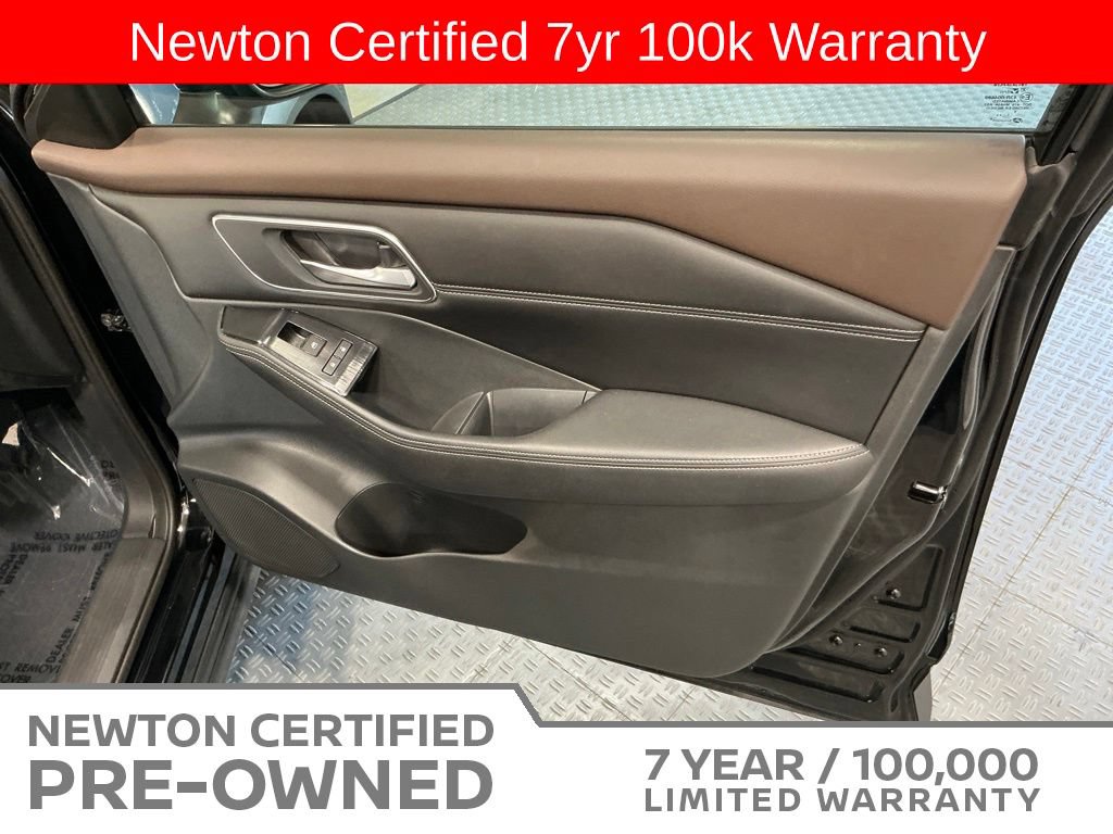 Used 2021 Nissan Rogue SV w/ Premium Package FWD image 42