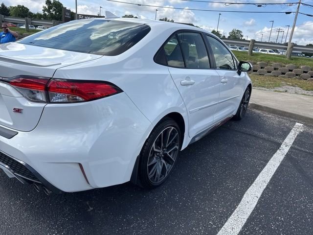 Used 2020 Toyota Corolla SE w/ SE Premium Package FWD image 21