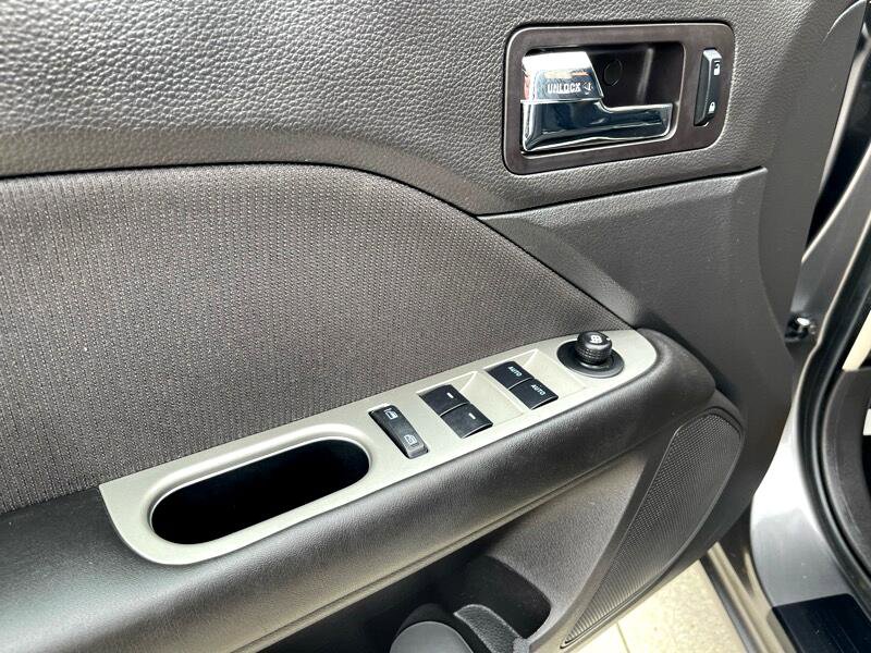 Used 2011 Ford Fusion Hybrid image 25