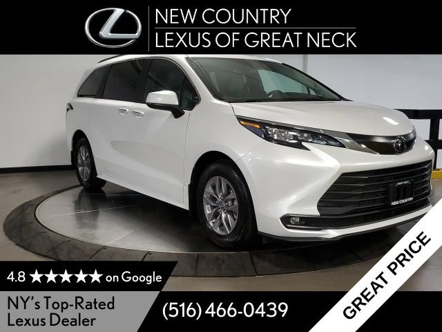 Used 2026 Toyota Sienna XLE