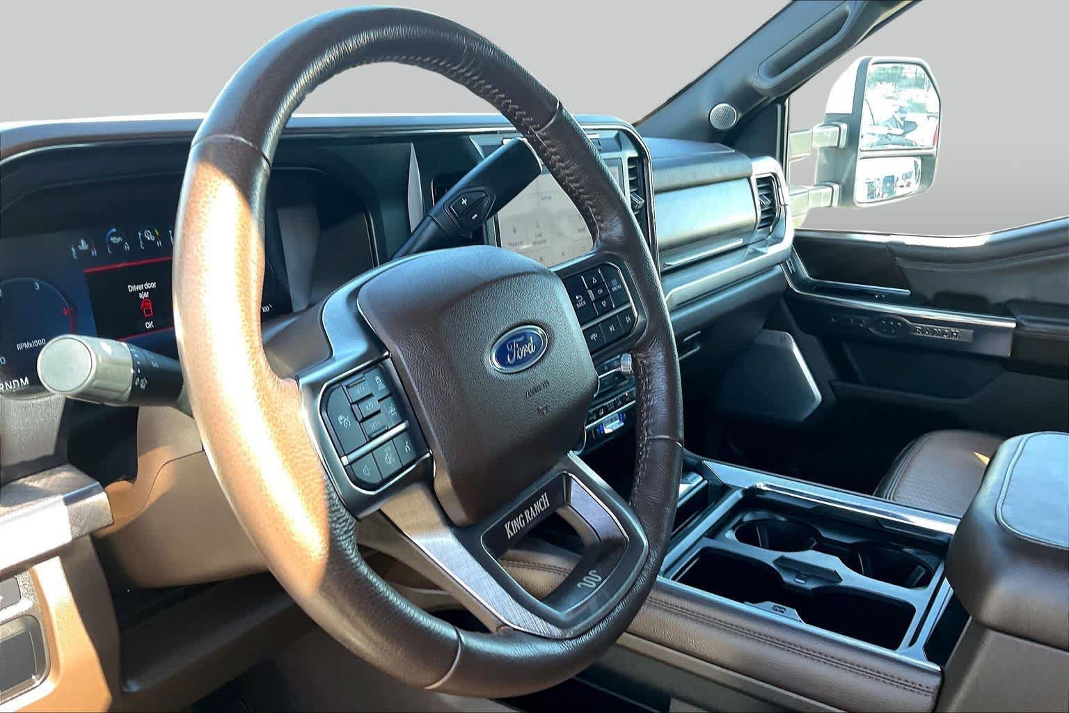 Used 2023 Ford F350 King Ranch AWD/4WD image 16