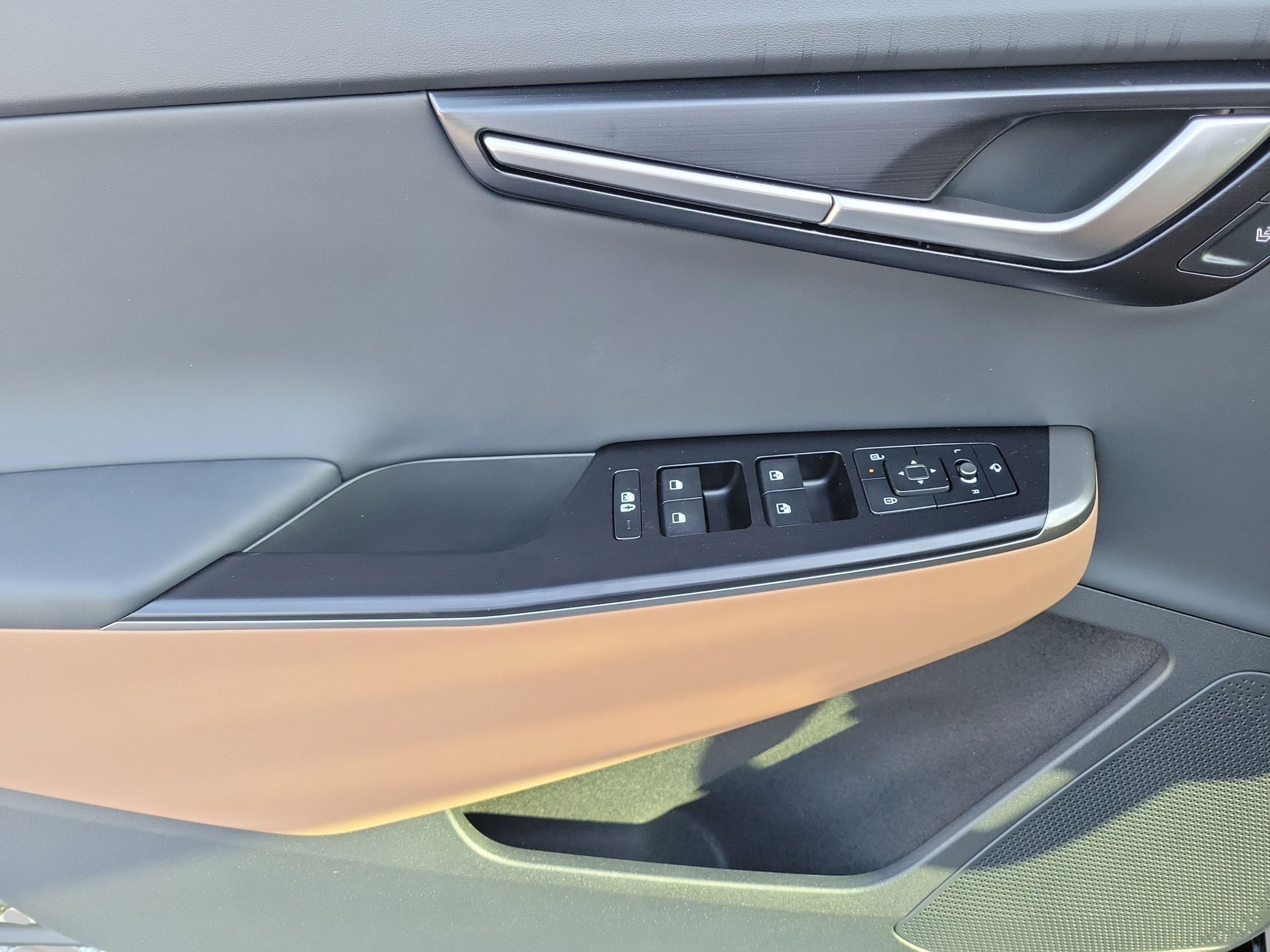 New 2026 Kia EV6 Wind RWD image 12