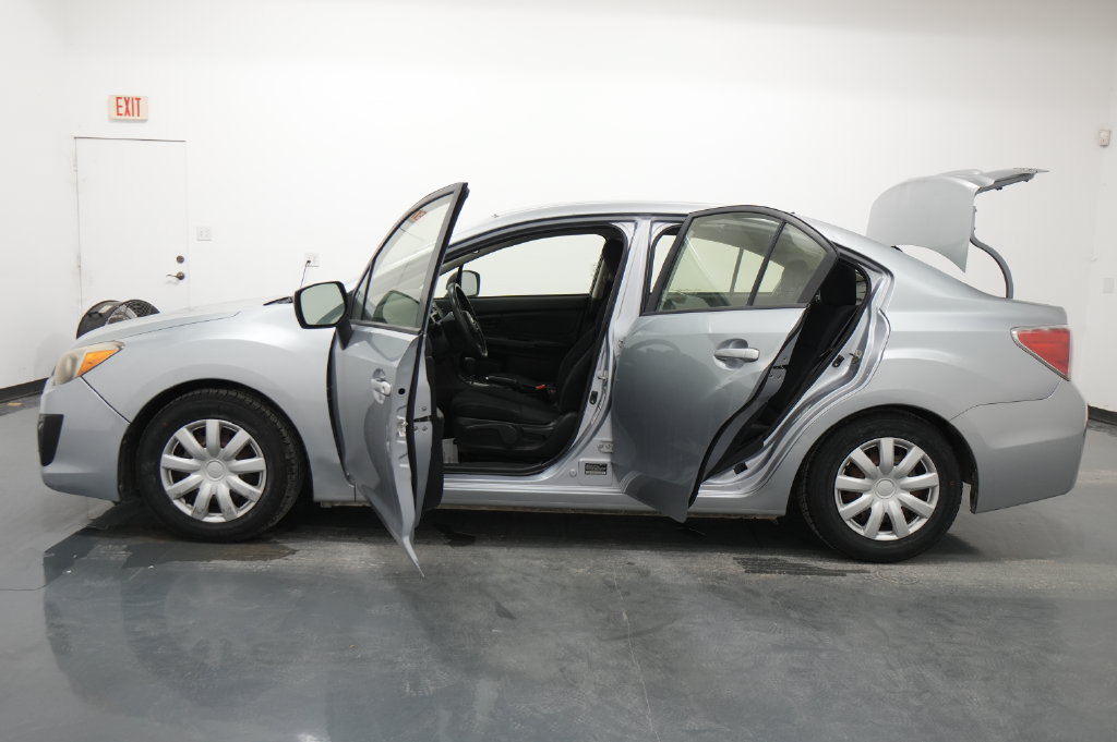 Used 2013 Subaru Impreza 2.0i AWD/4WD image 19