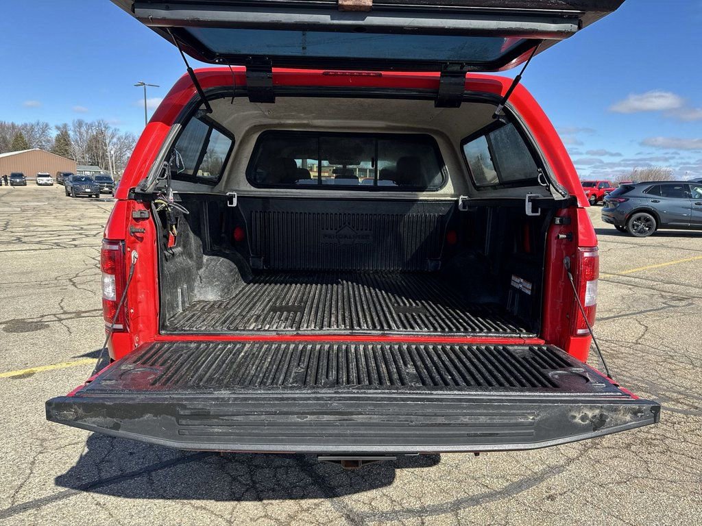 Used 2019 Ford F150 XLT image 2