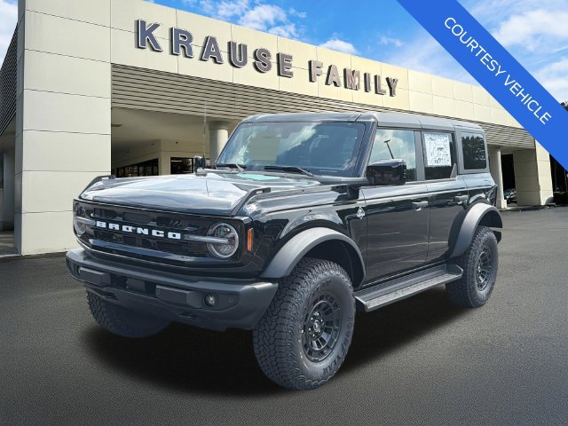 New 2026 Ford Bronco Outer Banks w/ Sasquatch Package AWD/4WD image 3