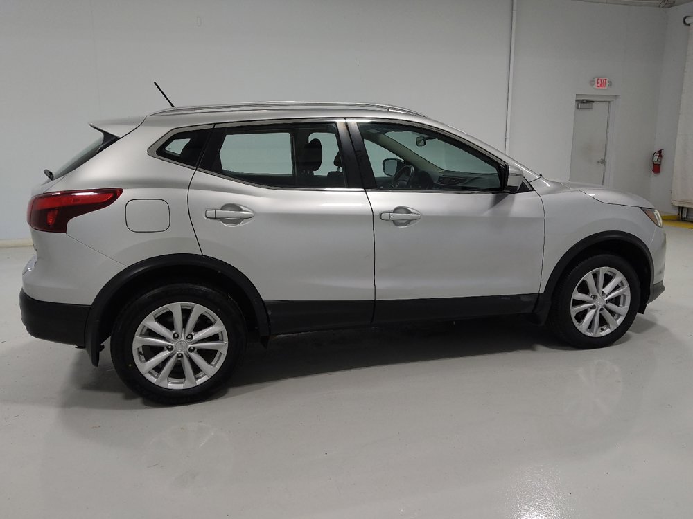 Used 2017 Nissan Rogue Sport SV w/ SV Premium Package AWD/4WD image 10