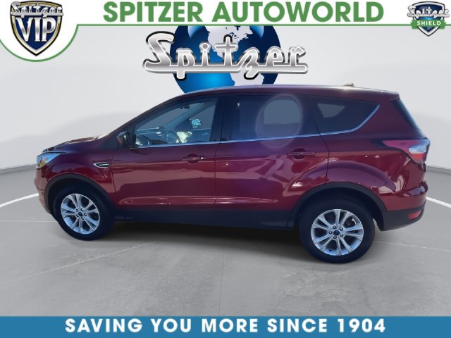 Used 2017 Ford Escape SE w/ SE Cold Weather Package AWD/4WD image 9