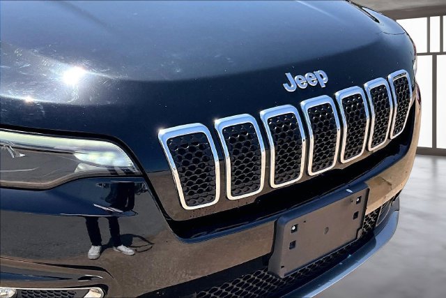 Used 2019 Jeep Cherokee Limited AWD/4WD image 29