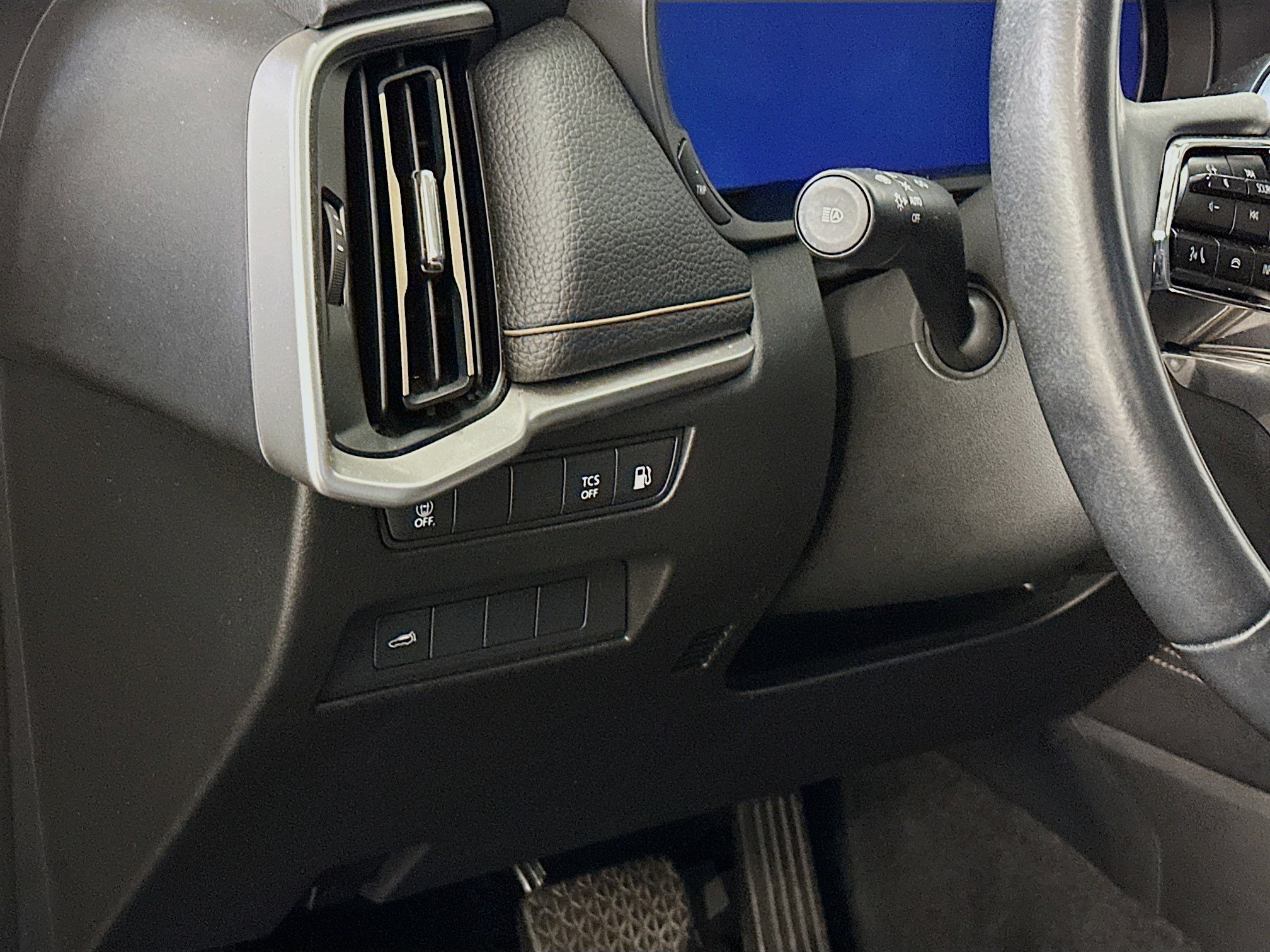 Used 2024 MAZDA CX-90 Plug-In Hybrid w/ Preferred image 17