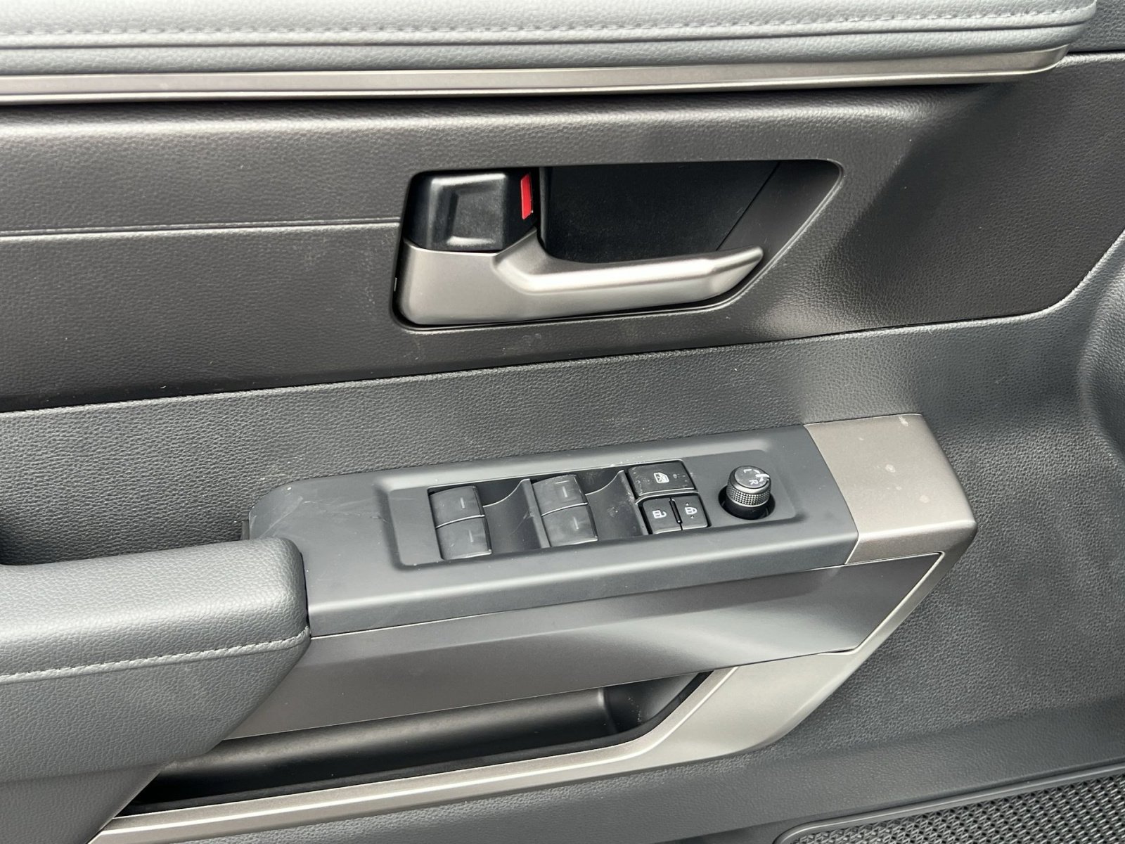 New 2026 Toyota Tundra SR5 AWD/4WD image 11