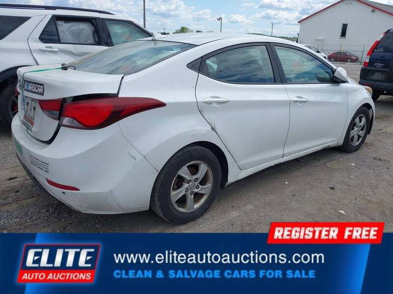 Used 2015 Hyundai Elantra SE FWD image 8