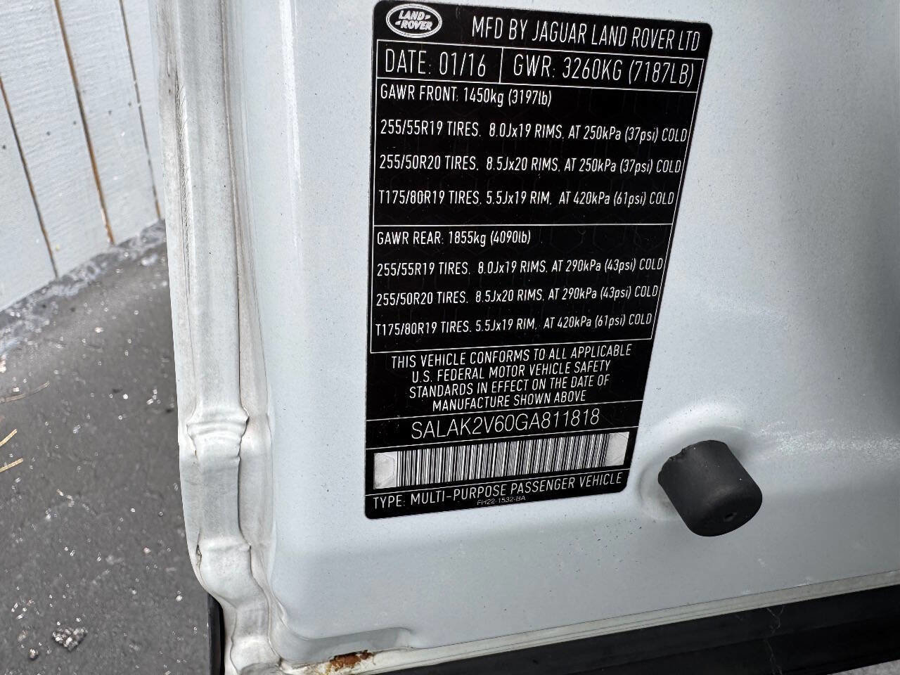 Used 2016 Land Rover LR4 HSE LUX image 20