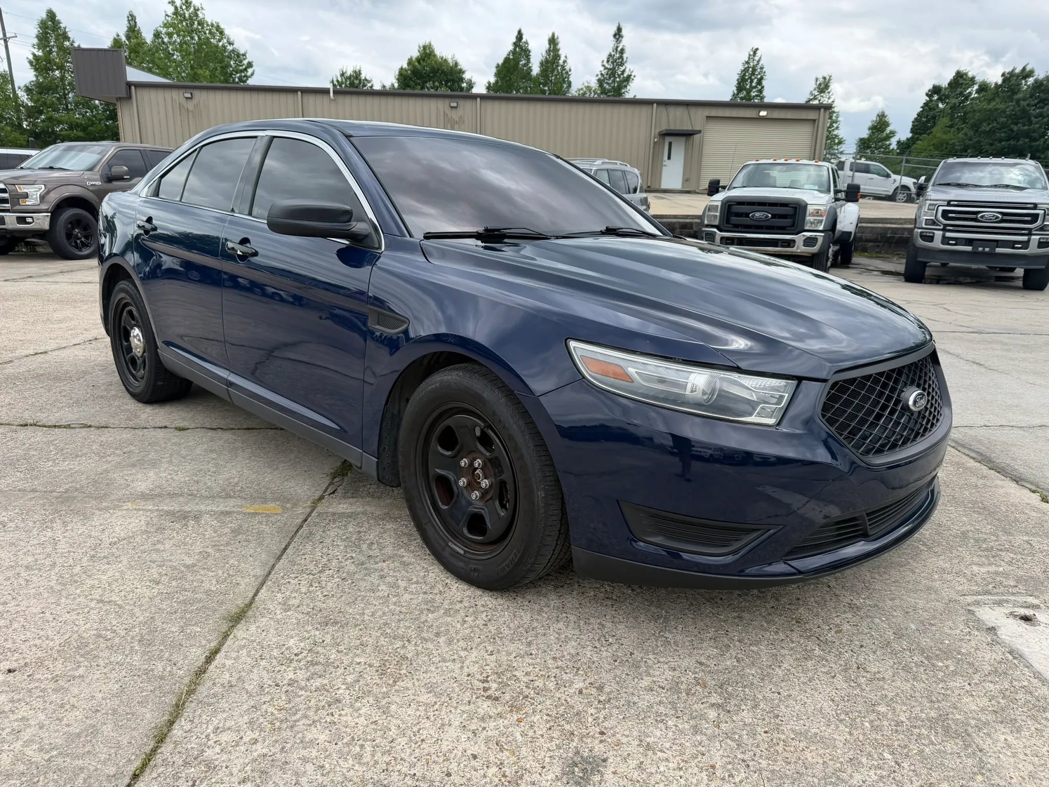 Used 2018 Ford Taurus Police Interceptor FWD image 6