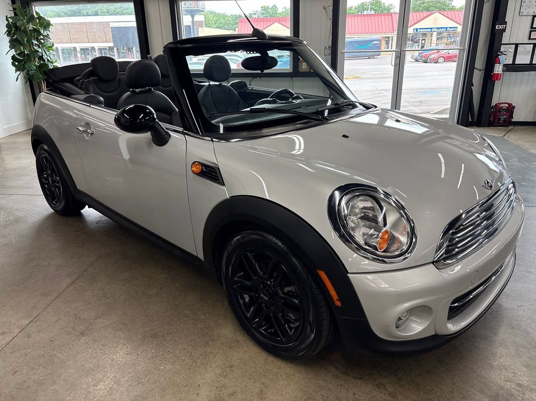 Used 2013 MINI Cooper Convertible FWD image 20