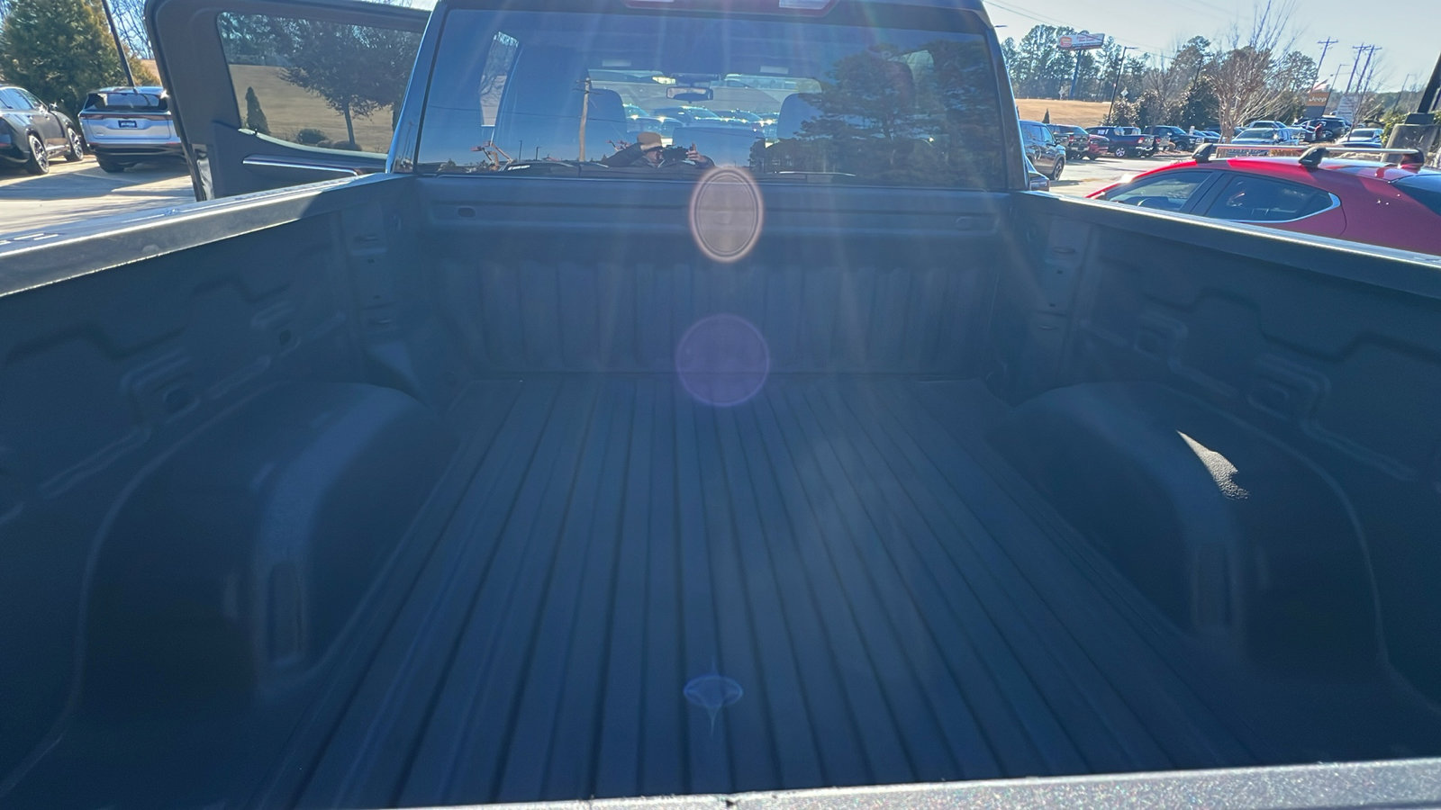 Used 2025 Chevrolet Silverado 1500 LT image 13