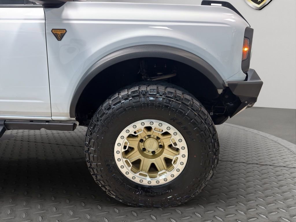 Used 2022 Ford Bronco Badlands image 21