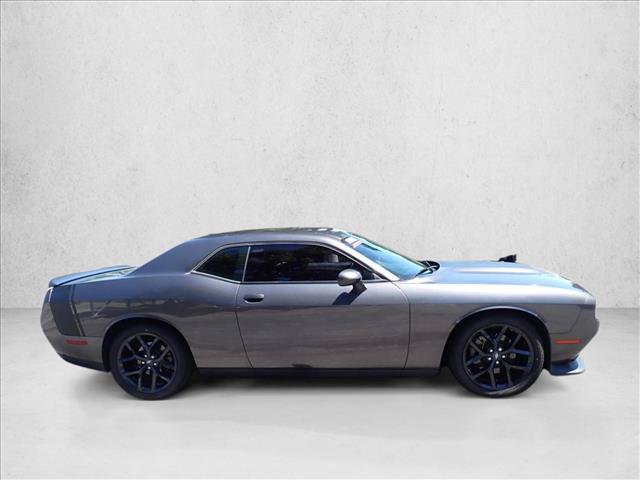 Used 2022 Dodge Challenger R/T w/ Driver Convenience Group RWD image 5