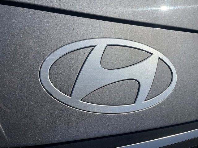 Used 2024 Hyundai Elantra SEL image 30