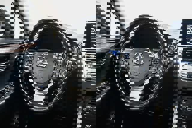 Used 2018 Lexus NX 300 FWD image 15