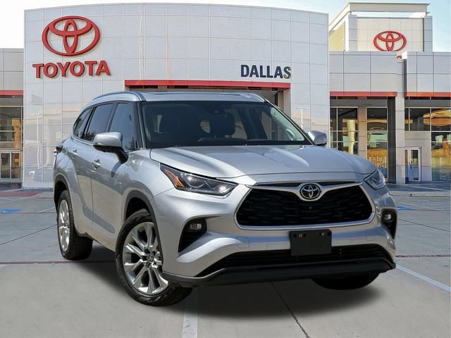 Used 2023 Toyota Highlander Limited