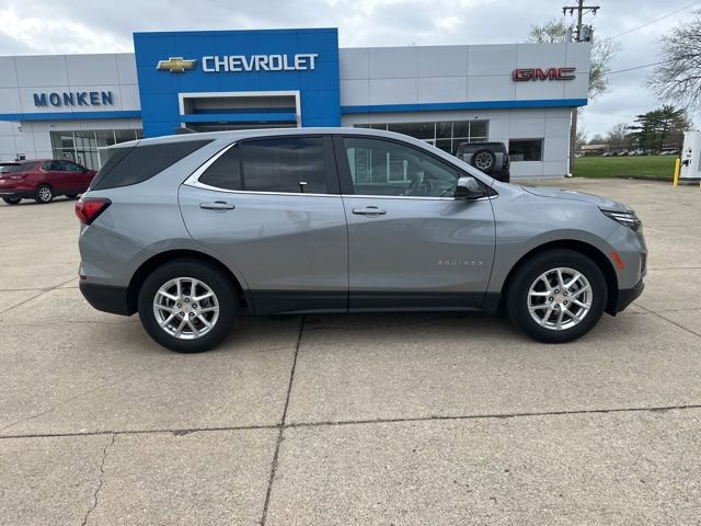 Used 2024 Chevrolet Equinox LT image 2