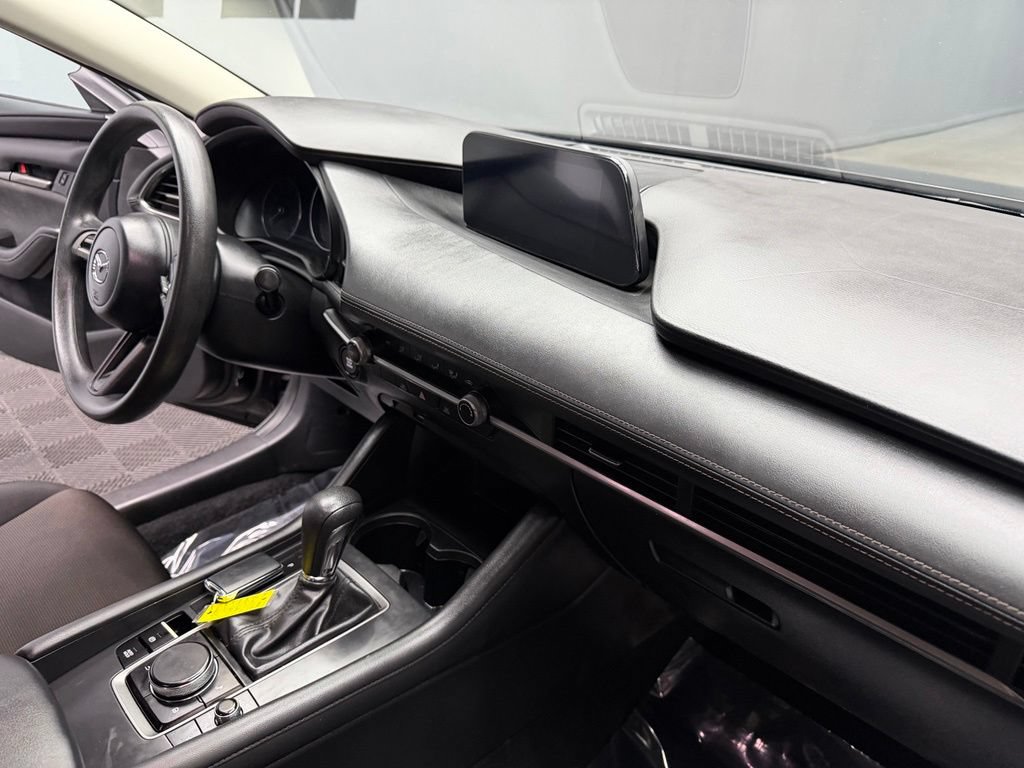 Used 2020 MAZDA MAZDA3 Sedan FWD image 48