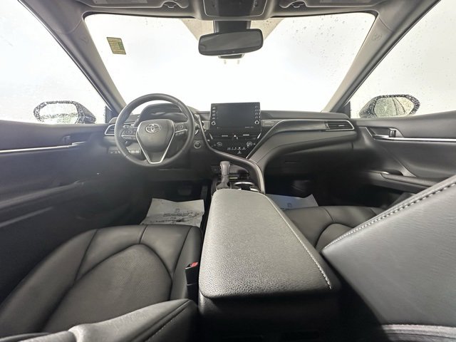 Used 2023 Toyota Camry XLE image 18