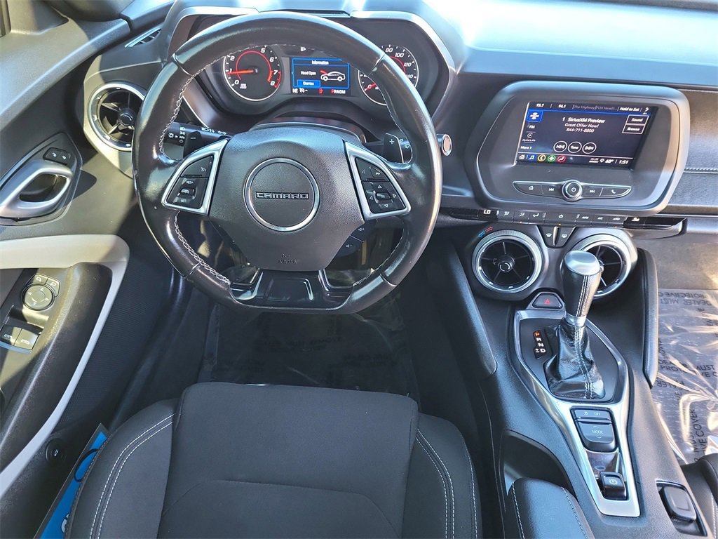 Certified 2022 Chevrolet Camaro LT image 10