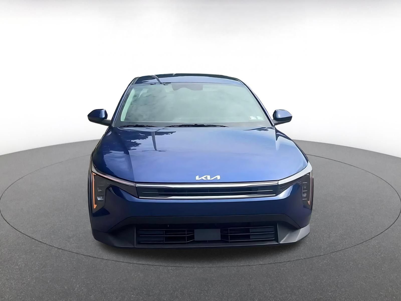 Used 2025 Kia K4 FWD image 3