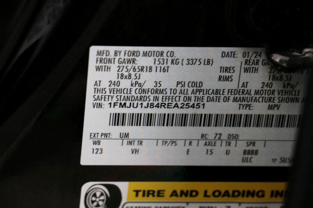 Used 2024 Ford Expedition XLT image 36