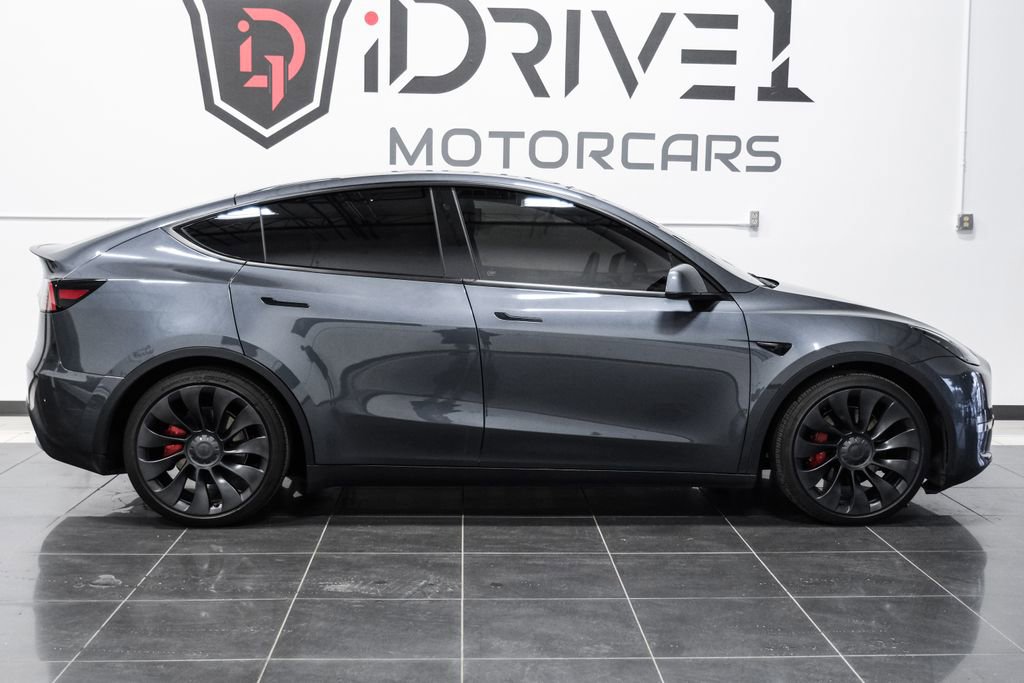 Used 2022 Tesla Model Y Performance AWD/4WD image 8