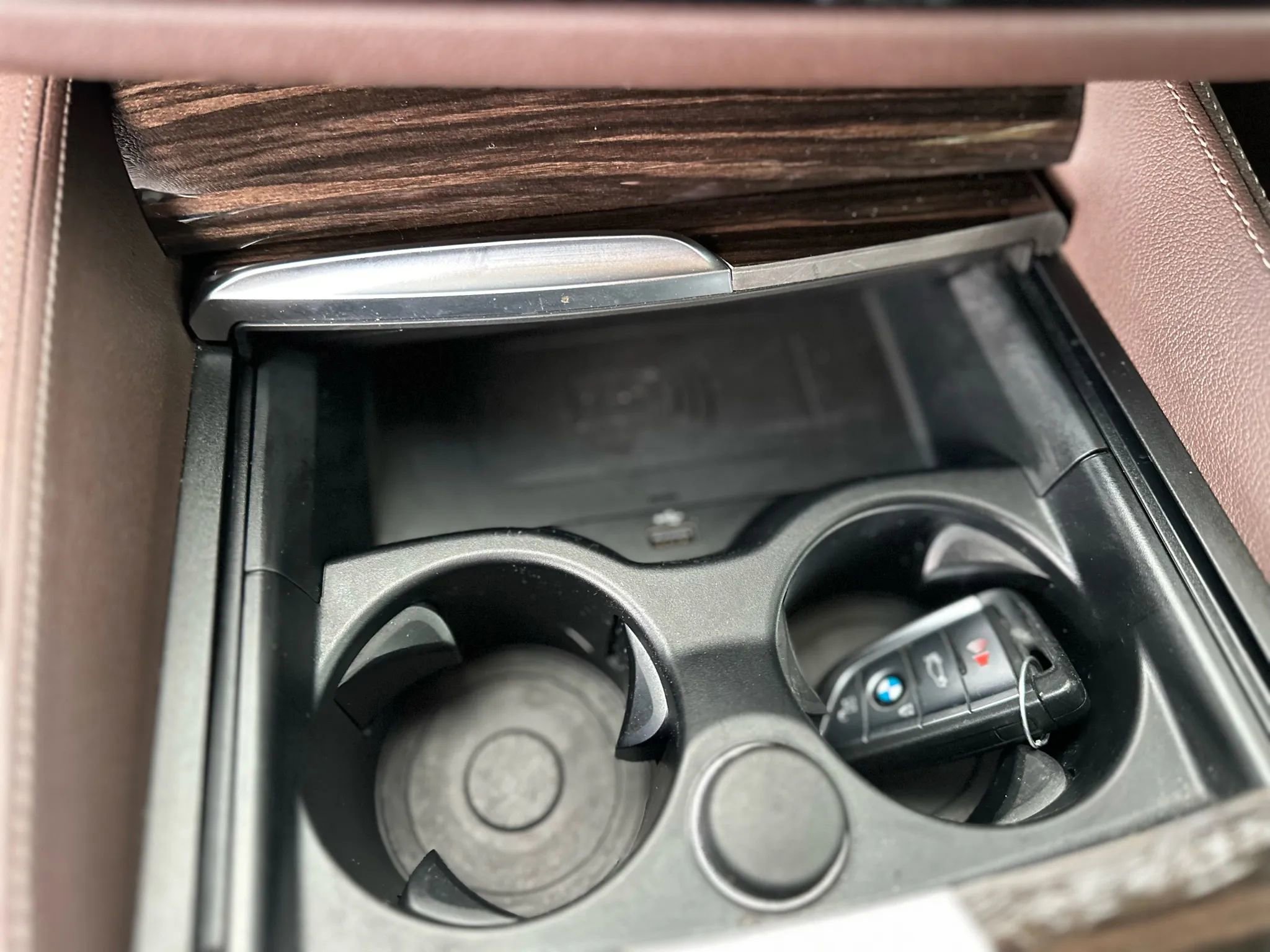 Used 2021 BMW M550i xDrive image 16