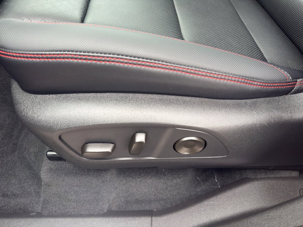 Used 2024 Chevrolet Traverse RS w/ LPO, Floor Liner Package image 16