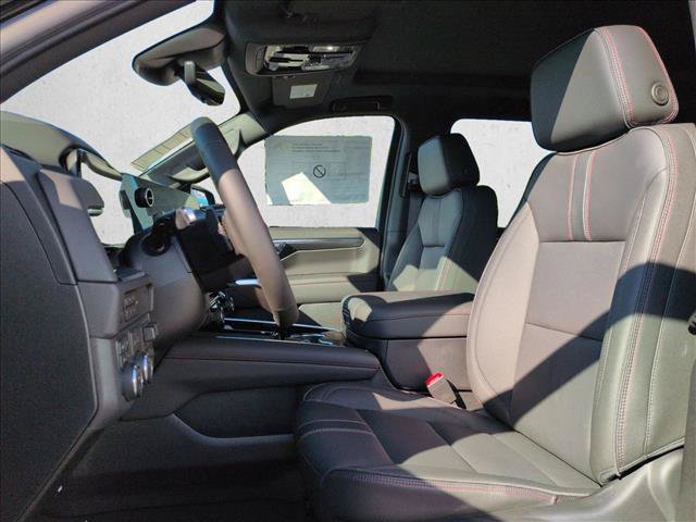 New 2026 Chevrolet Suburban RST w/ Advanced Technology Package AWD/4WD image 4