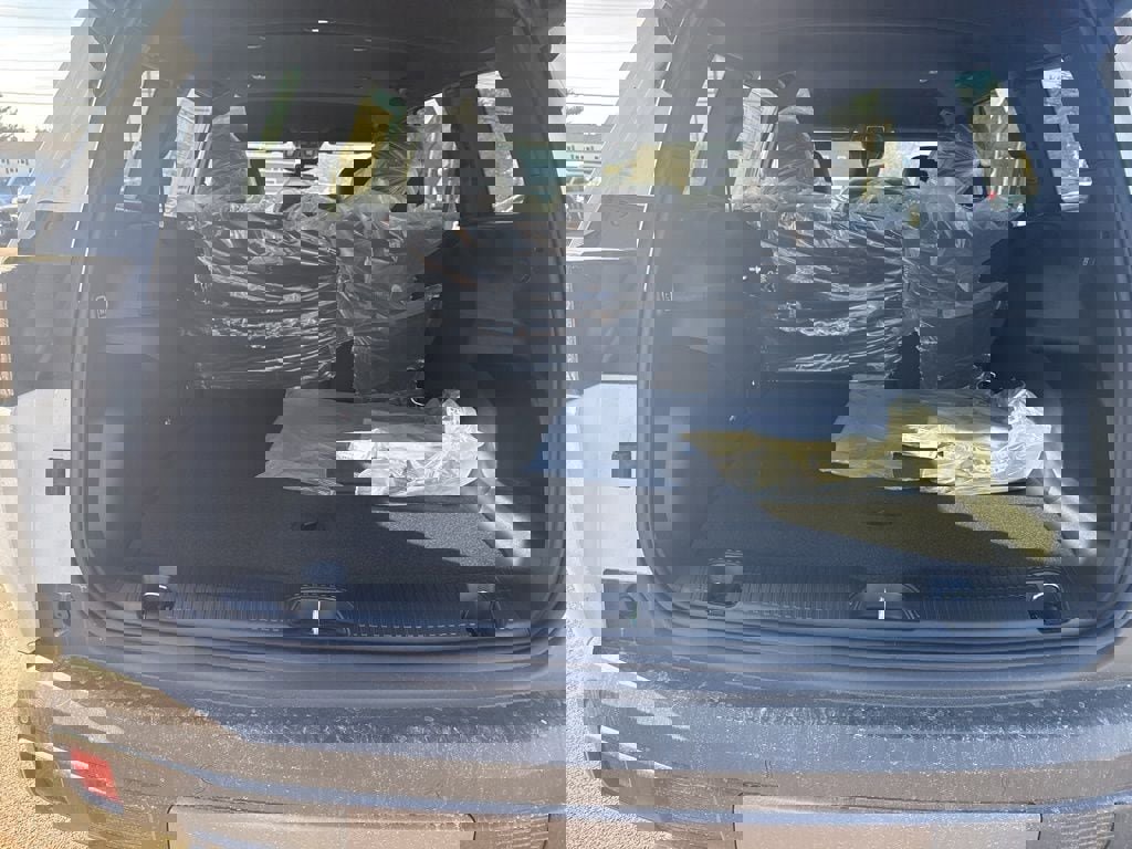 New 2026 Jeep Cherokee Limited image 25