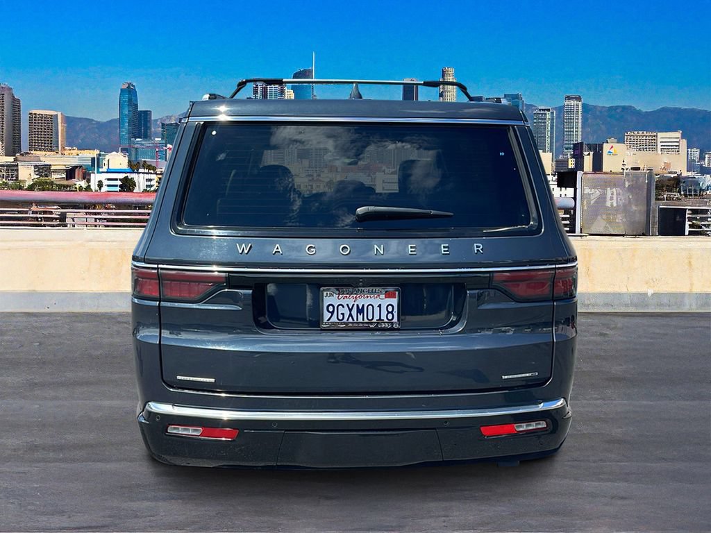 Used 2023 Jeep Wagoneer Series III w/ Premium Group I AWD/4WD image 5