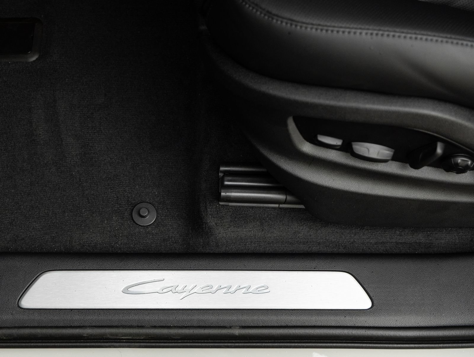 New 2026 Porsche Cayenne AWD/4WD image 22