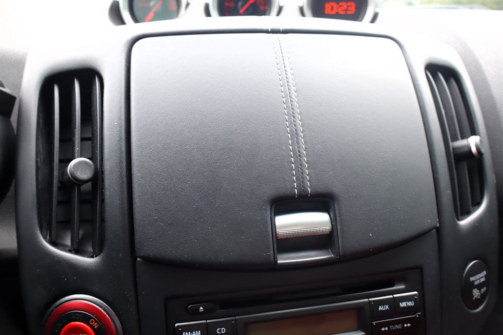 Used 2012 Nissan 370Z Coupe RWD image 19