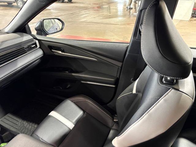 Certified 2025 Toyota Camry SE FWD image 30