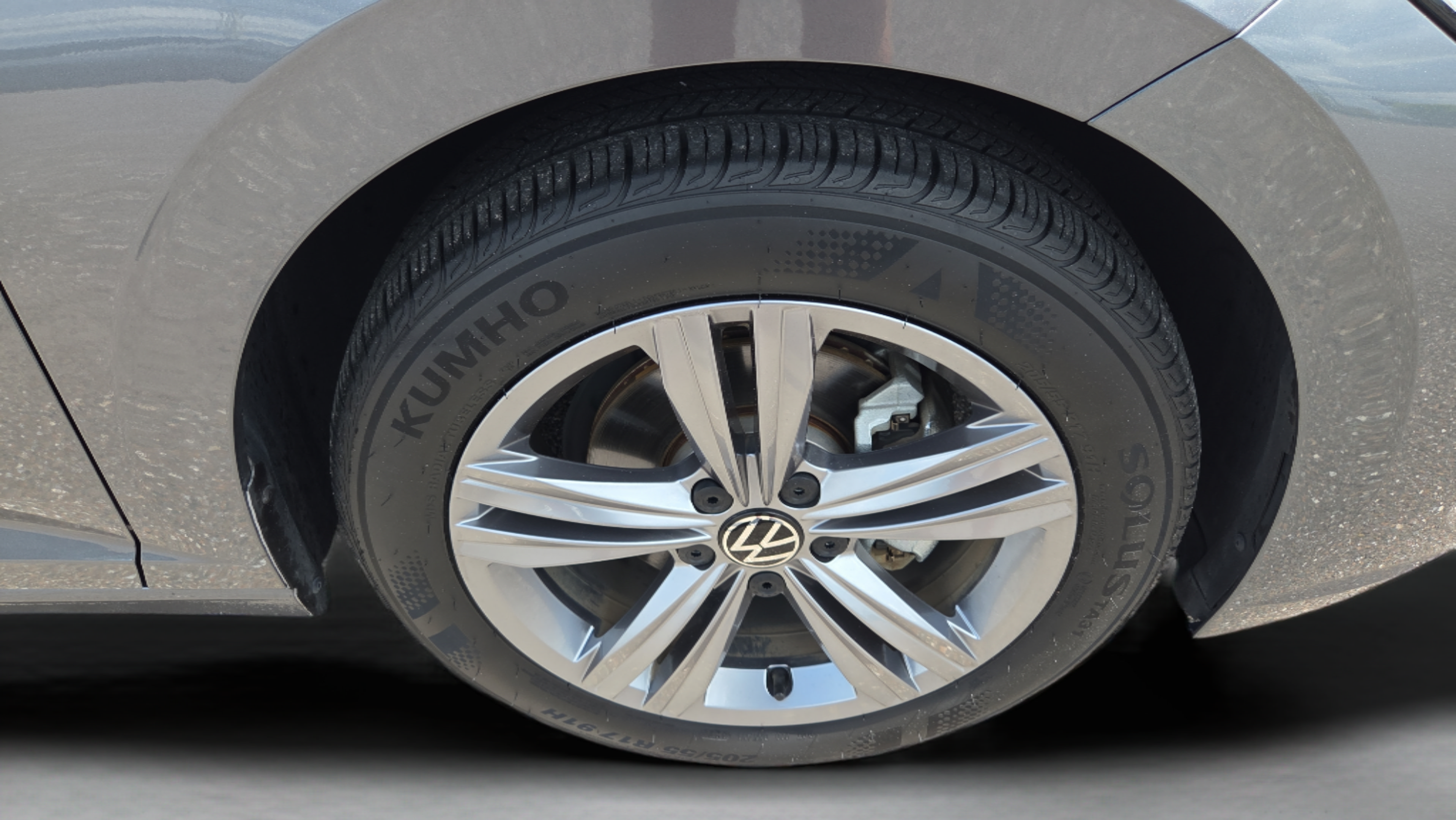 Used 2024 Volkswagen Jetta SE FWD image 31