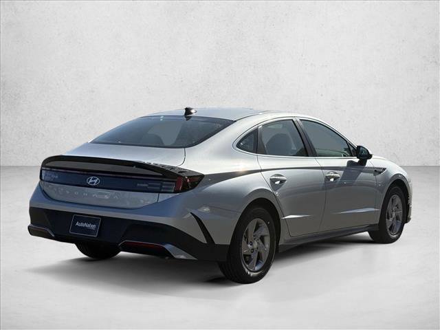 New 2026 Hyundai Sonata SE image 2