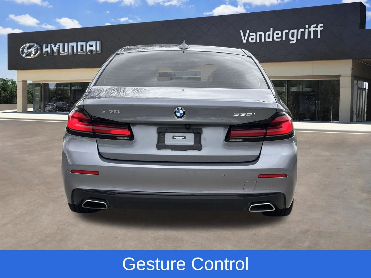 Used 2022 BMW 530i w/ Premium Package image 12