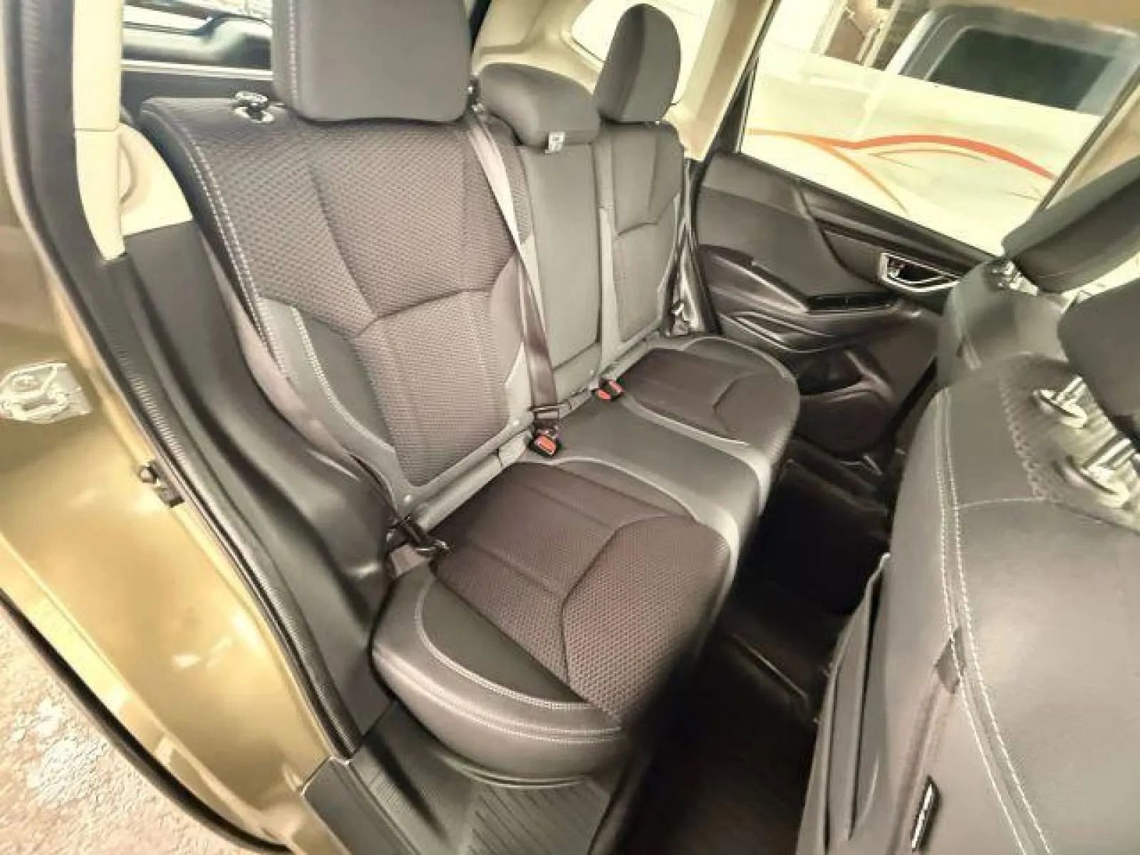 Used 2022 Subaru Forester Premium AWD/4WD image 21