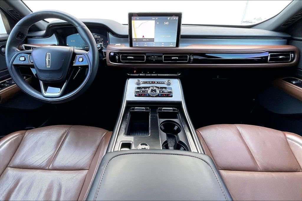 Used 2021 Lincoln Aviator Reserve w/ Elements Package Plus image 15